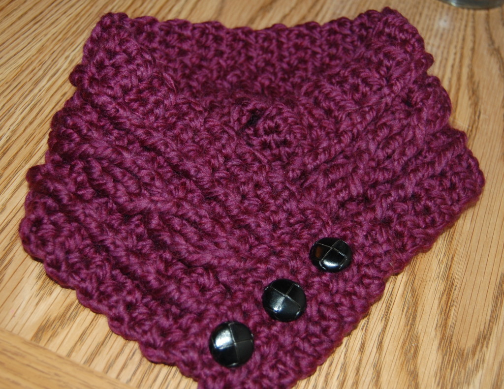 A Timeless Scarf: Crafty Necessities Review and Giveaway :: Closed