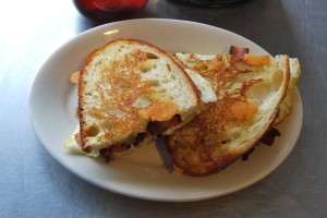 Egg sandwich