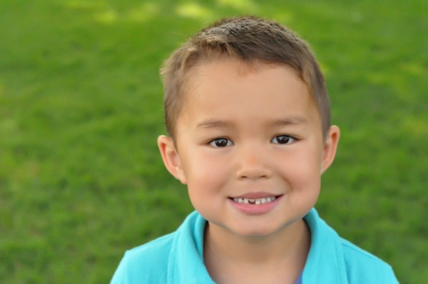 Jennifer Paradee Photography: Review & Giveaway boy, son, boy posing for picture, Jennifer Paradee Photography