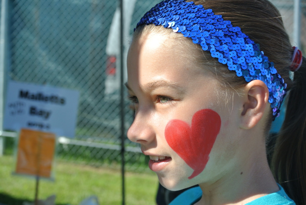 girl, face painting, heart face paintine, sequin headband, tween