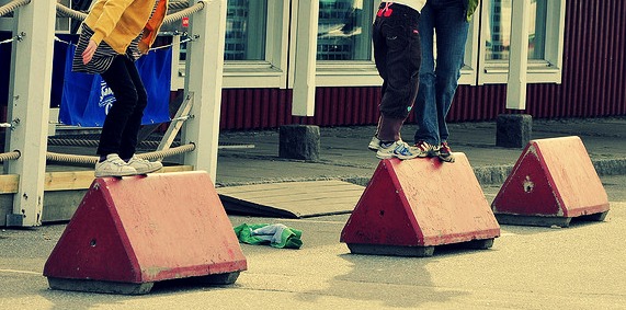 balancing, 2 kids balancing, adult balancing, balancing on beams