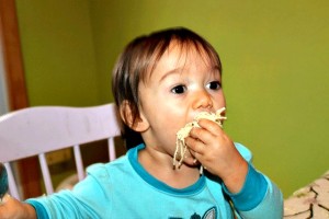 child, spaghetti