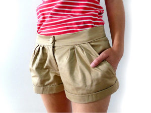 Pleated shorts.