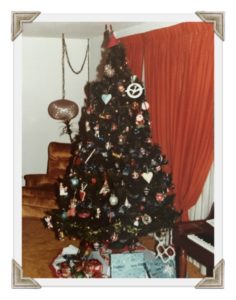 rotating holidays, christmas tree, 70s, homemade ornaments