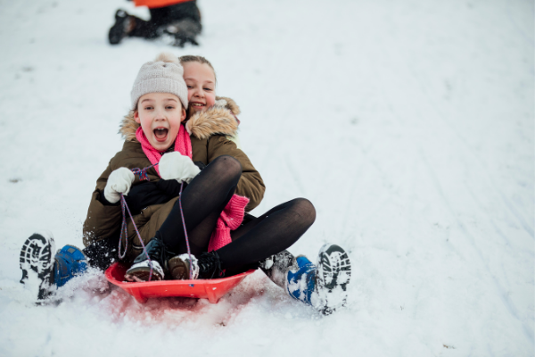 kids sledding
