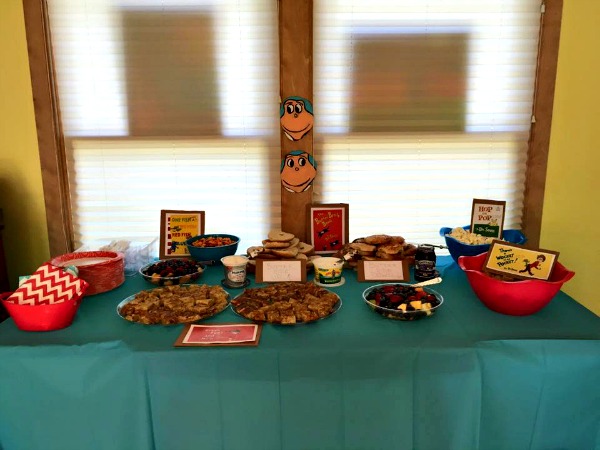 DIY Birthday Party: Cat in the Hat Edition! table, food spread, thing 1 and thing 2 faces