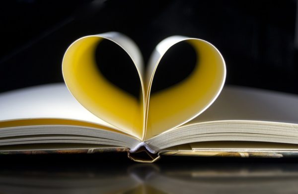 How to Help Your Kids Learn to Love Books at All Ages love books