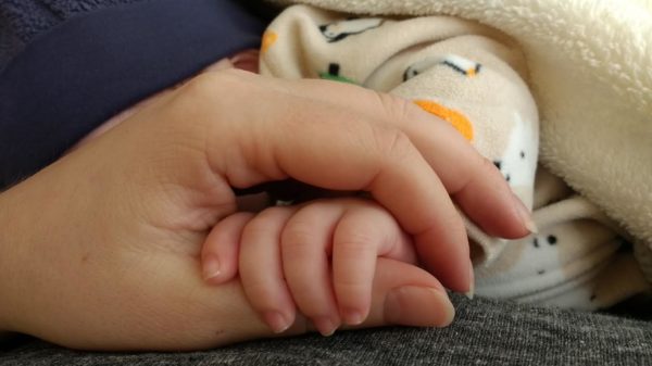 maternity leave, hand holding