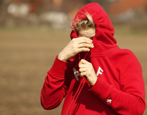 Embarrassing Moments In Parenthood When I Wish I Could Teleport embarrassed girl