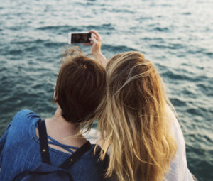 friendship selfie