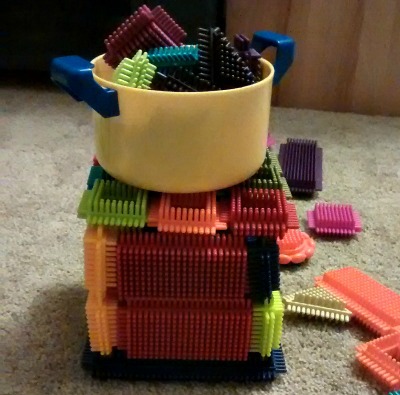 Building blocks bristle block stove