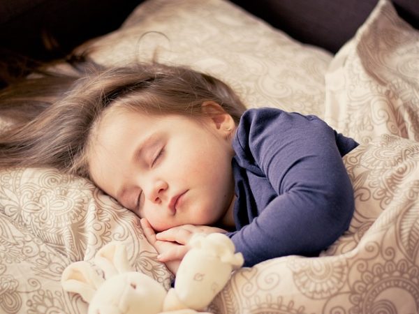 Bedtime Fears: Simple Strategies for Helping Your Child Get to Sleep bedtime fears