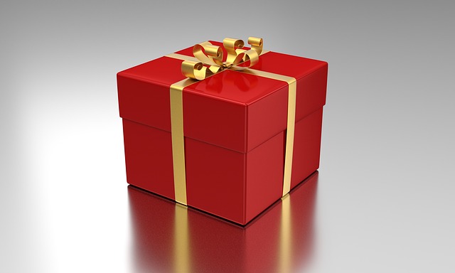 Mom Hacks: How to Survive a December Birthday birthday presents