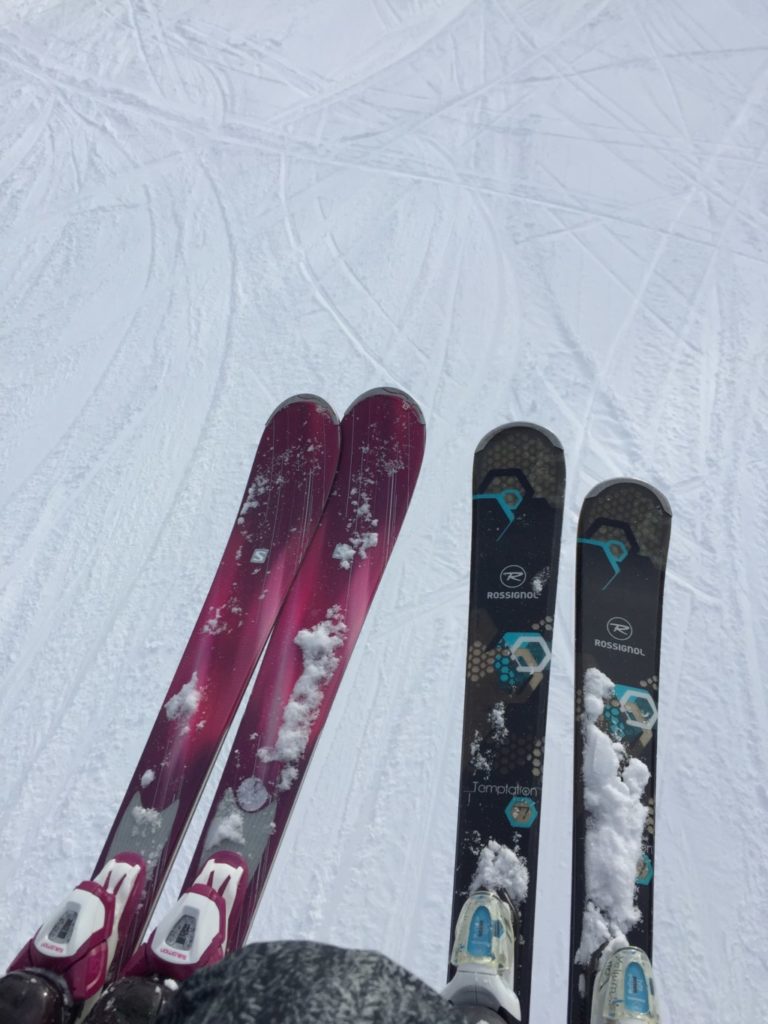 snow, skis
