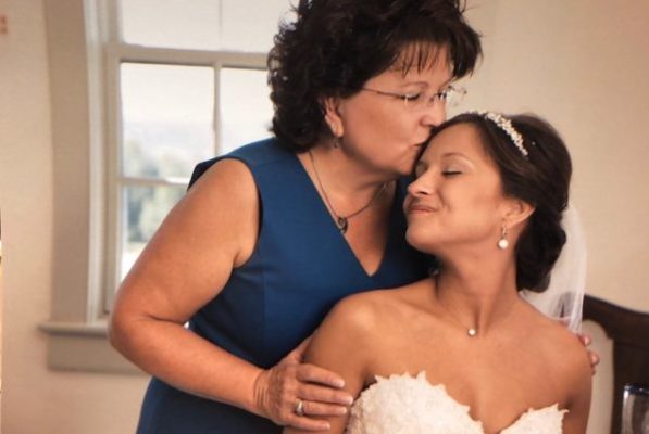 mother and daughter, bride