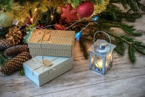 holiday gift giving, presents, gifts