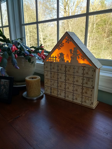 Advent calendar, holiday traditions, family traditions, festive traditions