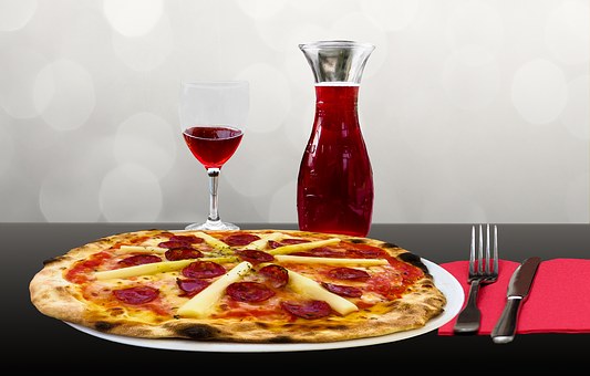 Pizza and wine