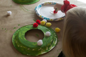 toddler friendly Christmas crafts