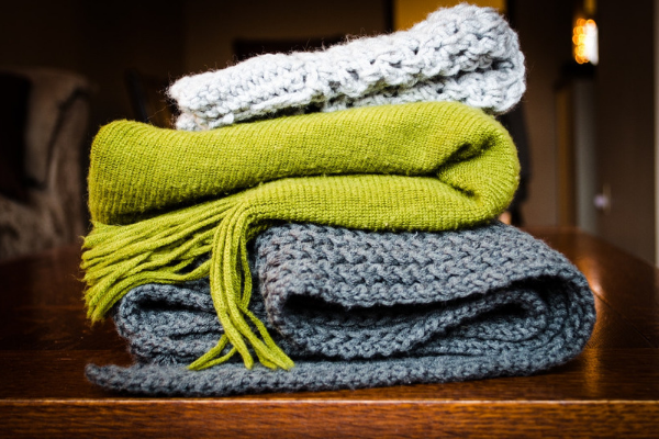 DIY, chunky blanket, blanket scarf