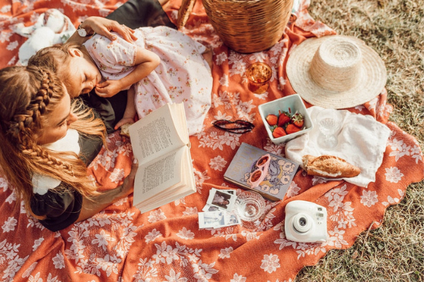 kids, picnic, reading