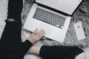 Multi-tasking-Work, computer, typing