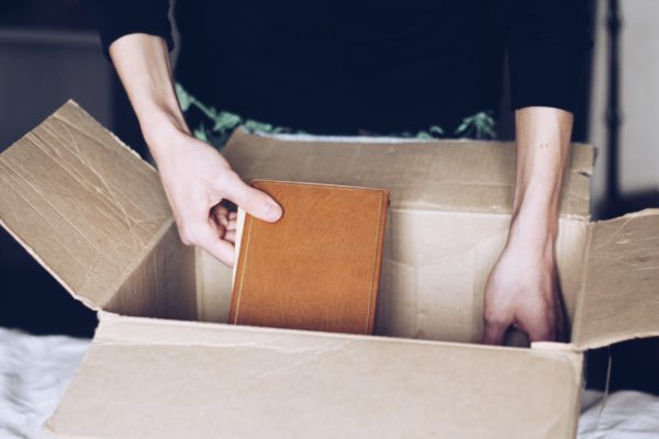 packing moving boxes