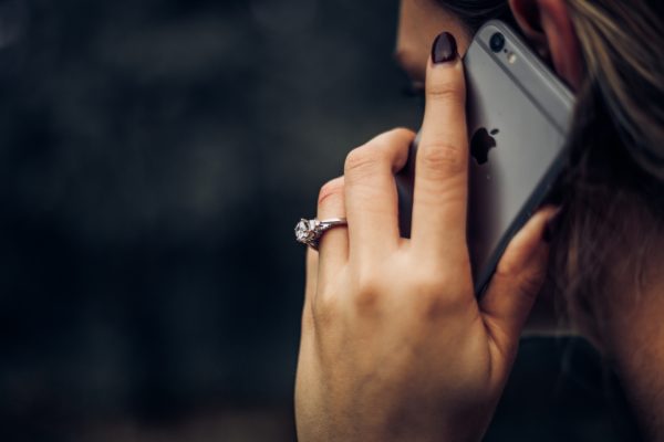 mom on phone
