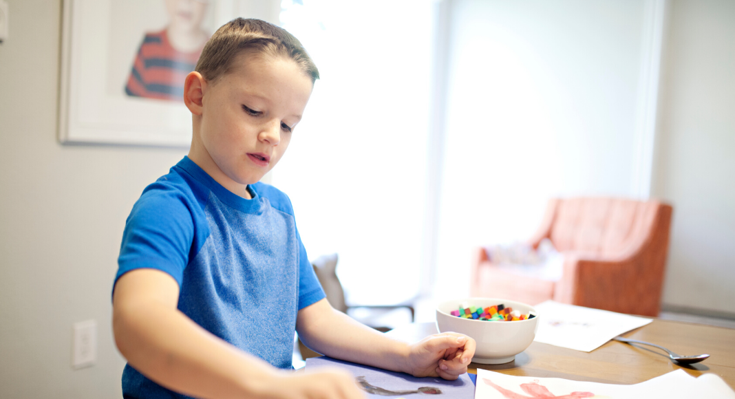 5 Easy Screen-Free Hands-On Activities to Keep Your Toddler Busy