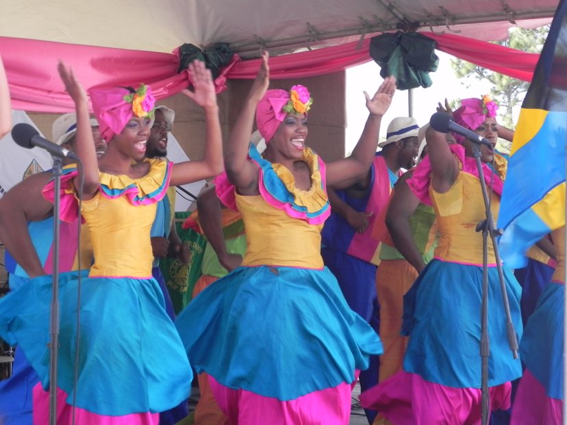 Bahamian women dancing