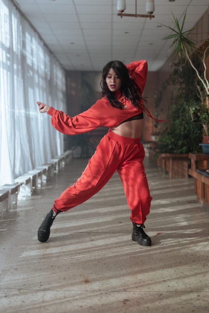 woman dancing