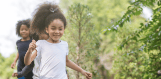 3 Low Cost Activities to Do with Your Preschooler in Vermont Young girls running outside