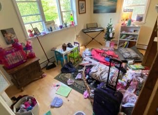 Hand-Me-Down Holidays: an Alternative Gift Giving Tradition Alternative Gift Giving Option